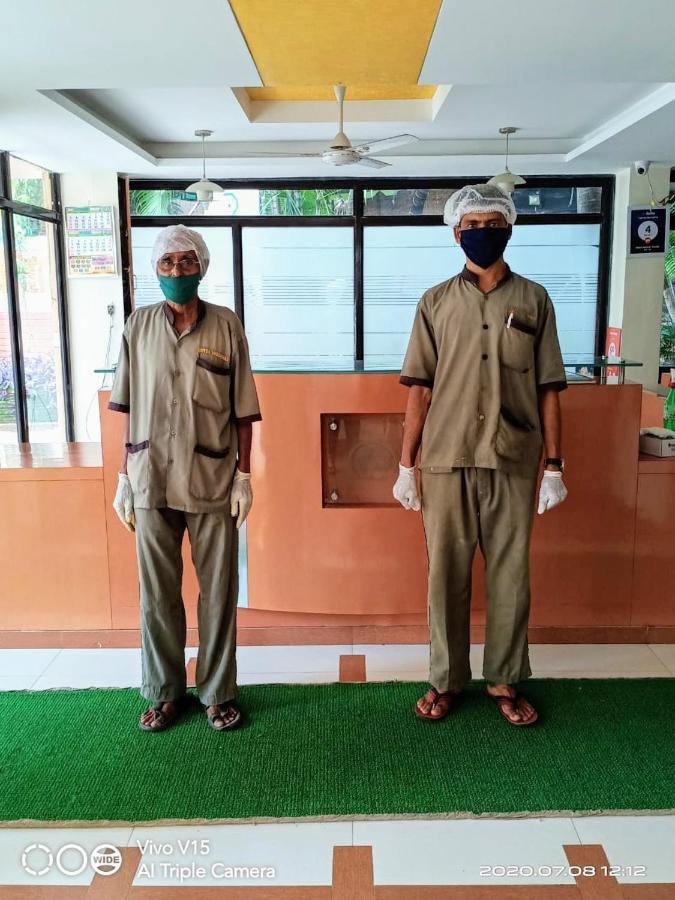 Hotel Vaishali Нашик Екстер'єр фото
